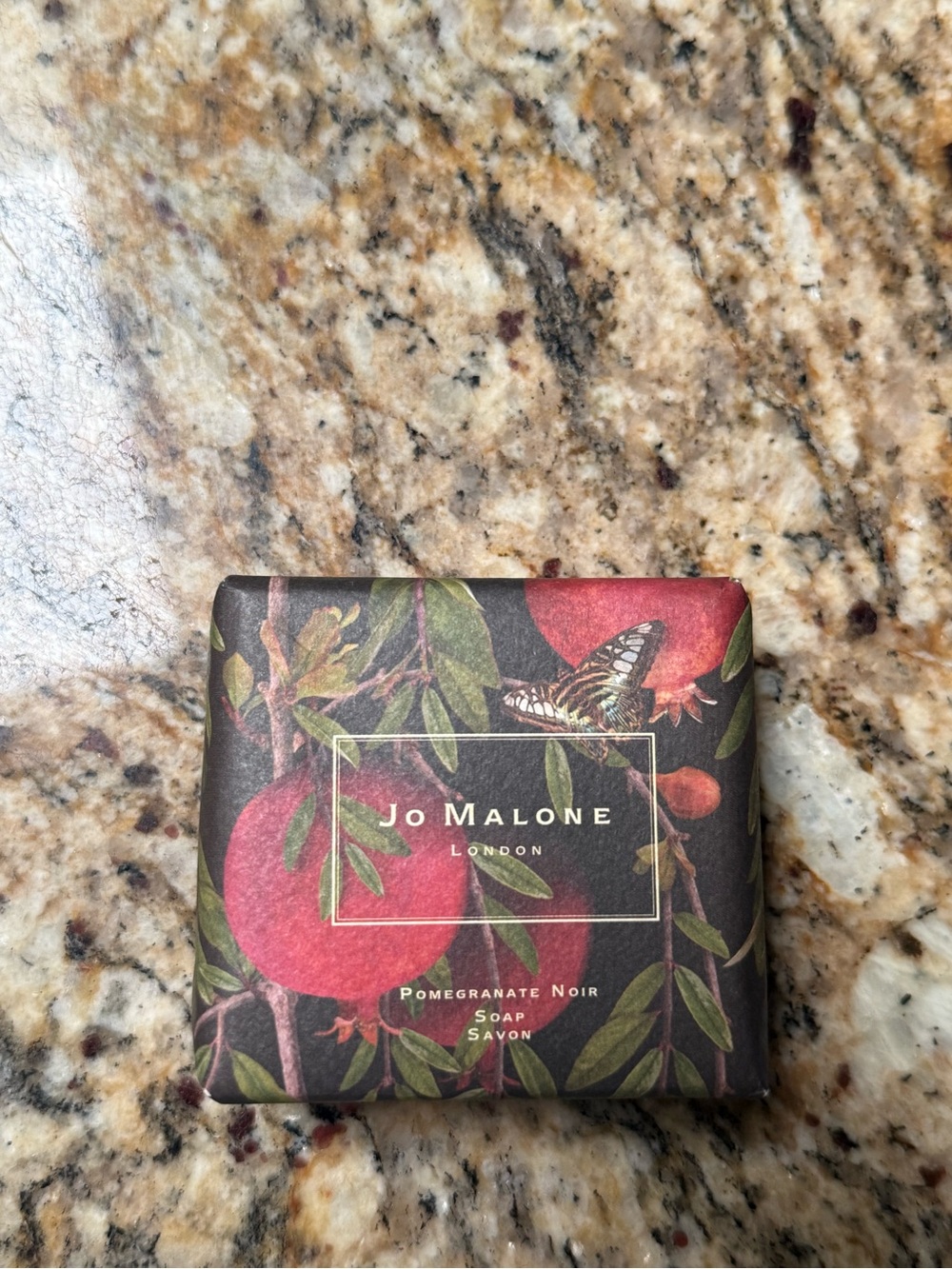 Jo Malone London Pomegranate Noir - Picture 2 of 3